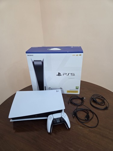 Playstation standard edition - 5,